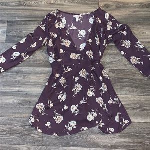 Beautiful floral dress. Perfect fit.